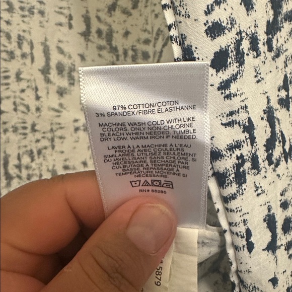 Express Navy and White Patterned Shirt - Picture 5 of 7